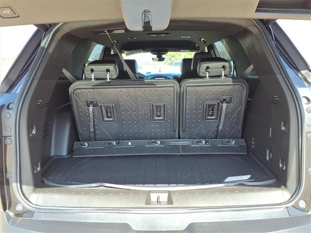 used 2023 Chevrolet Traverse car, priced at $38,574
