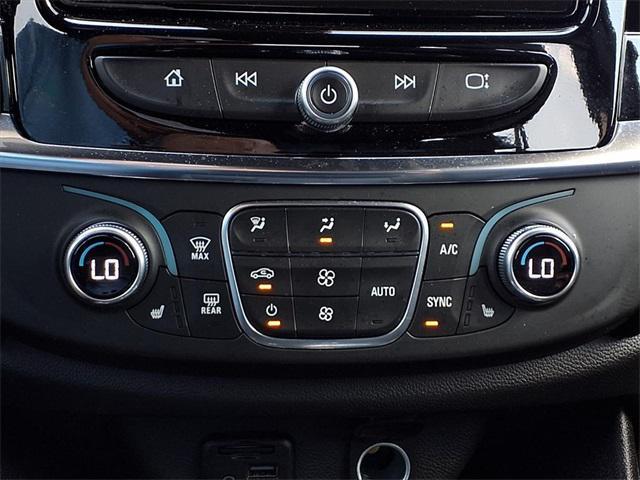 used 2023 Chevrolet Traverse car, priced at $38,574