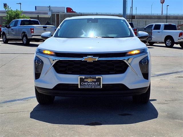 used 2025 Chevrolet Trax car, priced at $26,171
