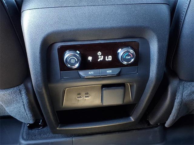 new 2026 Chevrolet Traverse car, priced at $57,880