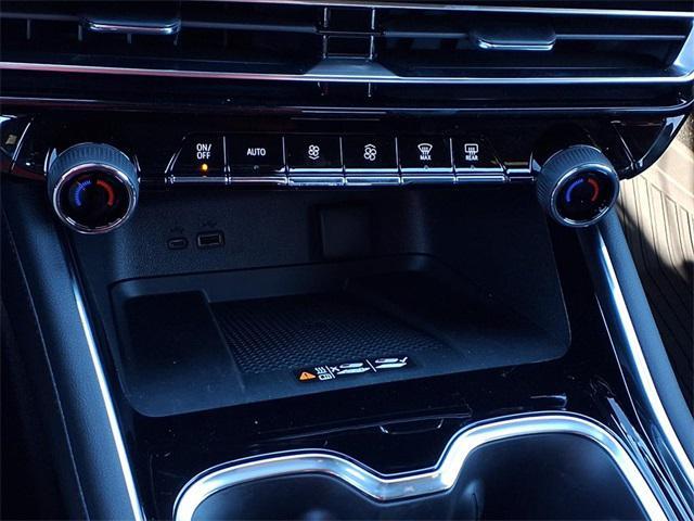 new 2026 Chevrolet Traverse car, priced at $57,880