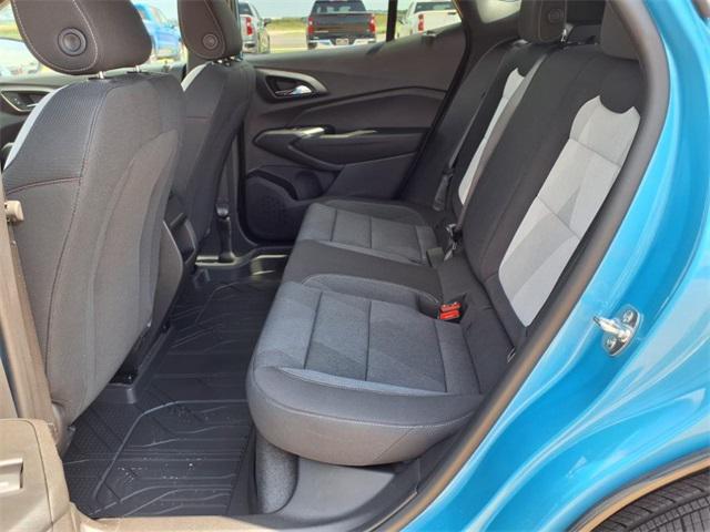 new 2025 Chevrolet Trax car, priced at $25,730