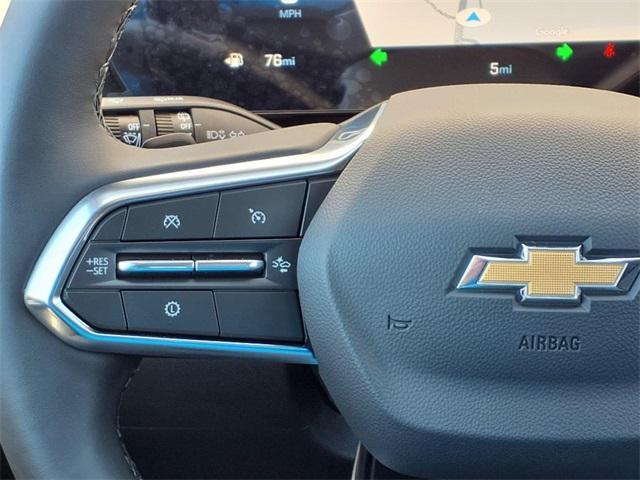 new 2026 Chevrolet Equinox car, priced at $30,260