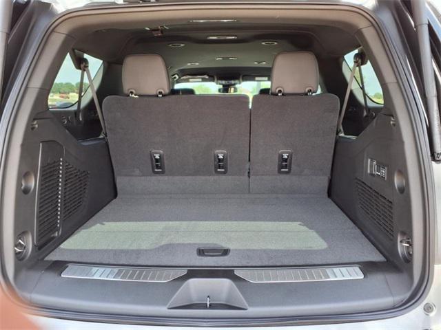 new 2025 Chevrolet Suburban car, priced at $74,825