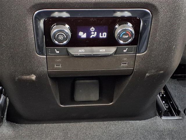 new 2025 Chevrolet Suburban car, priced at $74,825