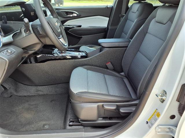 new 2025 Chevrolet Trax car, priced at $25,485