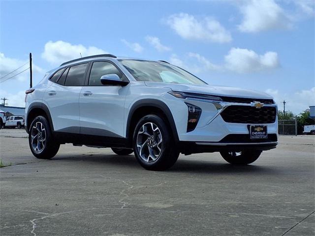 new 2025 Chevrolet Trax car, priced at $25,485