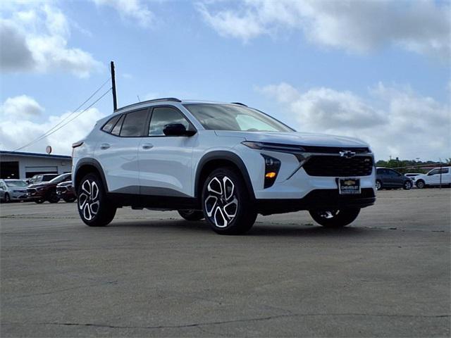 new 2025 Chevrolet Trax car, priced at $27,835