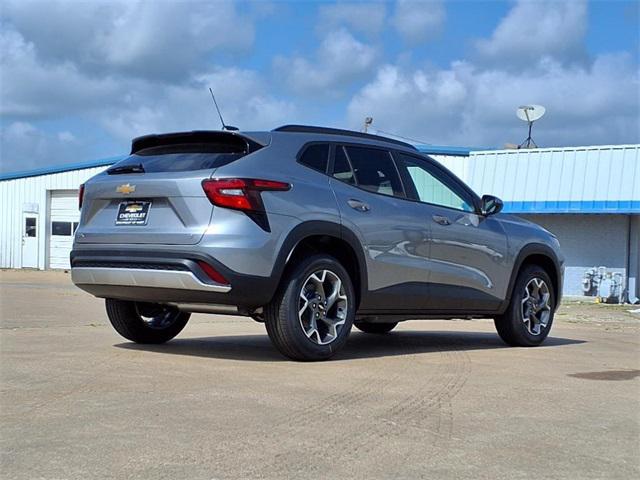 new 2025 Chevrolet Trax car, priced at $25,485