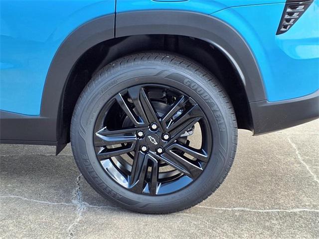 new 2025 Chevrolet Trax car, priced at $28,230