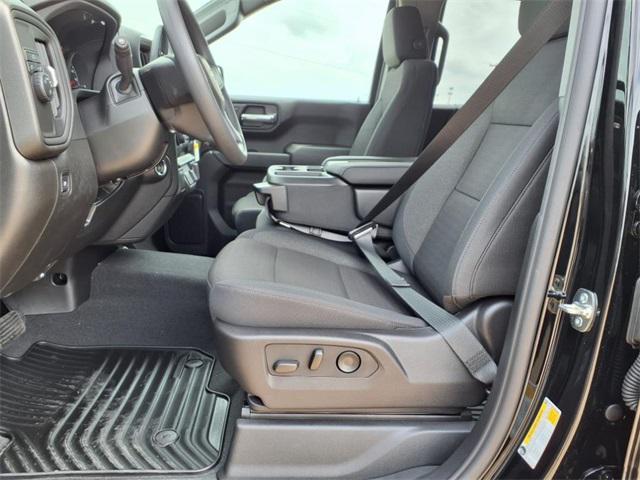new 2025 Chevrolet Silverado 1500 car, priced at $47,220