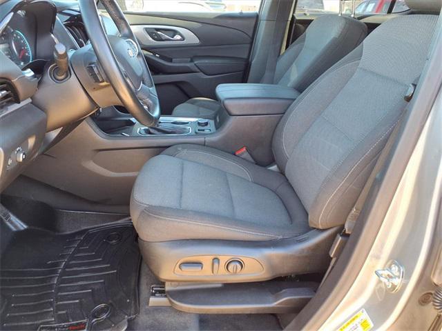 used 2023 Chevrolet Traverse car, priced at $33,264