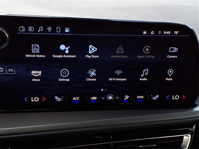 used 2024 Chevrolet Traverse car, priced at $38,174