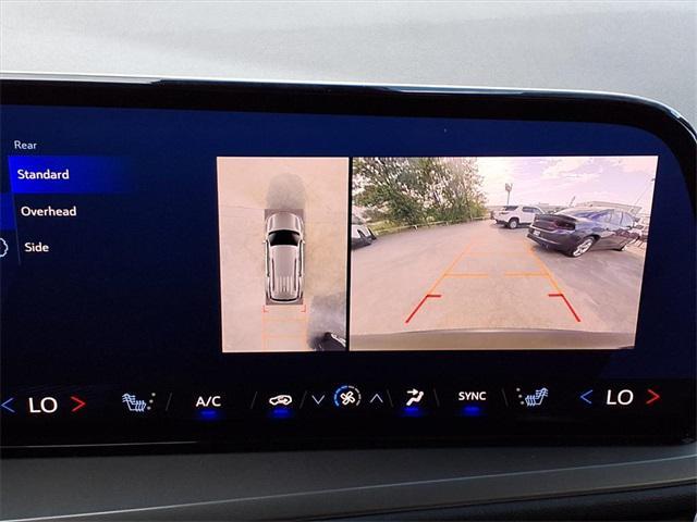 used 2024 Chevrolet Traverse car, priced at $38,174