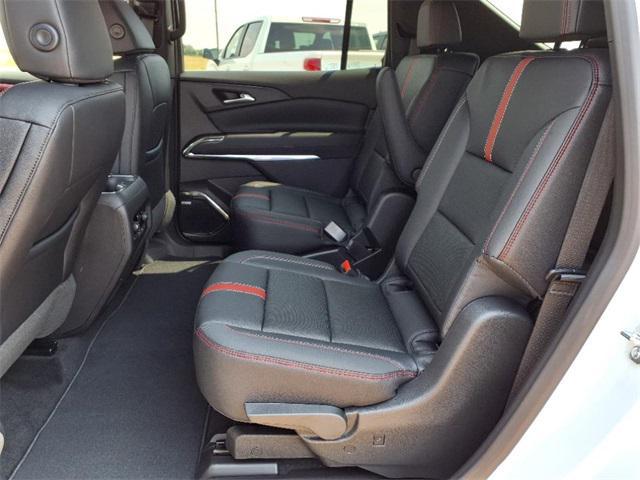 new 2026 Chevrolet Traverse car, priced at $60,215