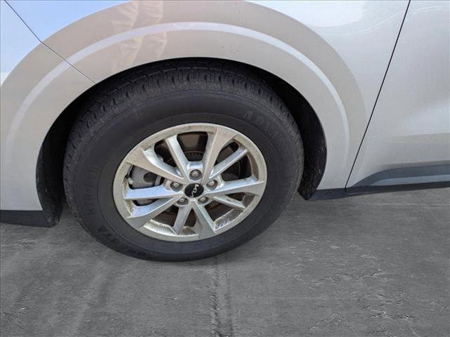 used 2023 Kia Carnival car, priced at $31,395