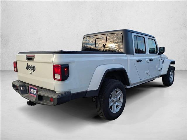 used 2022 Jeep Gladiator car, priced at $31,857