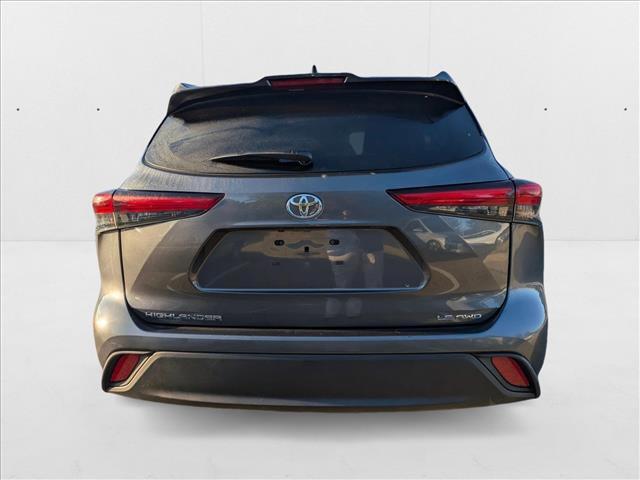 used 2023 Toyota Highlander car, priced at $34,589