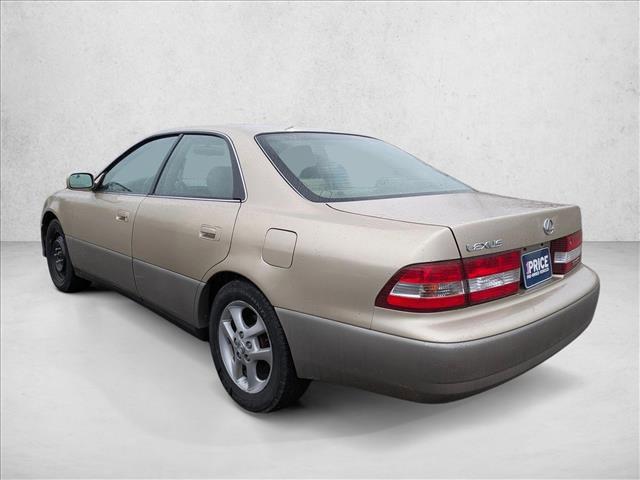 used 2001 Lexus ES 300 car, priced at $6,995
