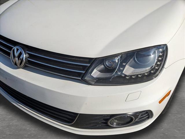 used 2014 Volkswagen Eos car, priced at $16,688