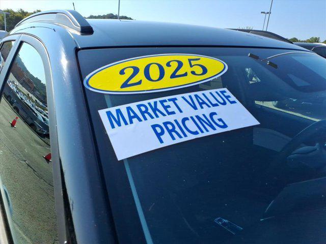 used 2025 Chevrolet Trax car, priced at $21,427