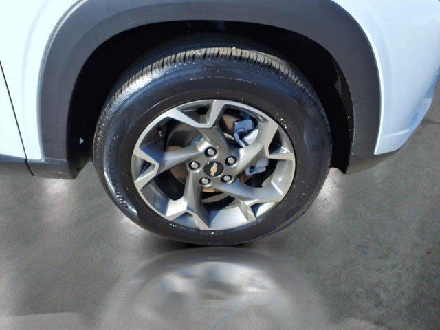 used 2025 Chevrolet Trax car, priced at $22,316