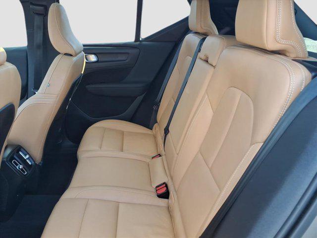 used 2021 Volvo XC40 car, priced at $19,916