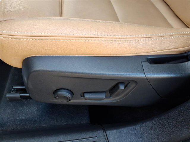 used 2021 Volvo XC40 car, priced at $19,916