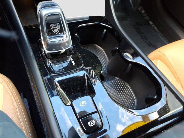 used 2021 Volvo XC40 car, priced at $19,916