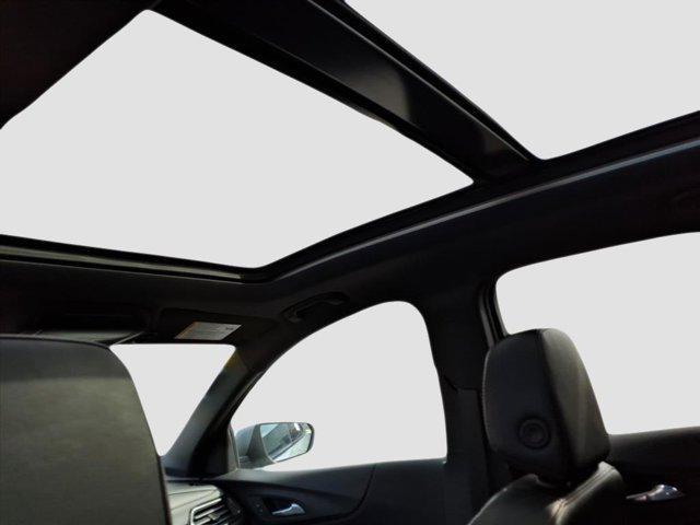 used 2023 Chevrolet Equinox car, priced at $23,354