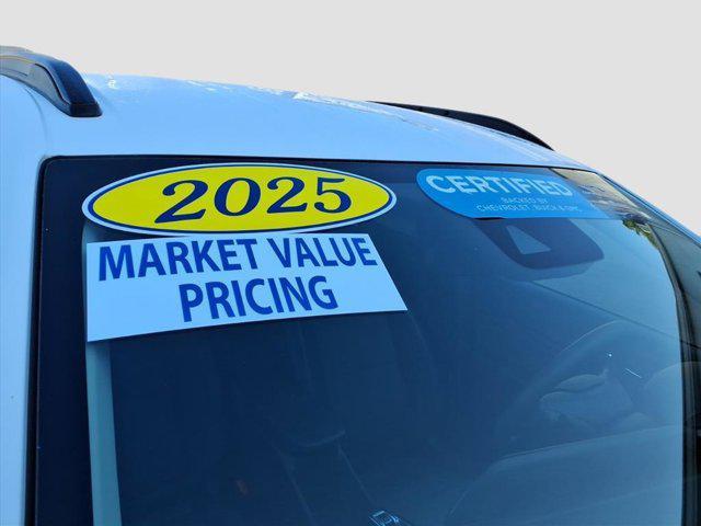 used 2025 Chevrolet Trax car, priced at $21,812