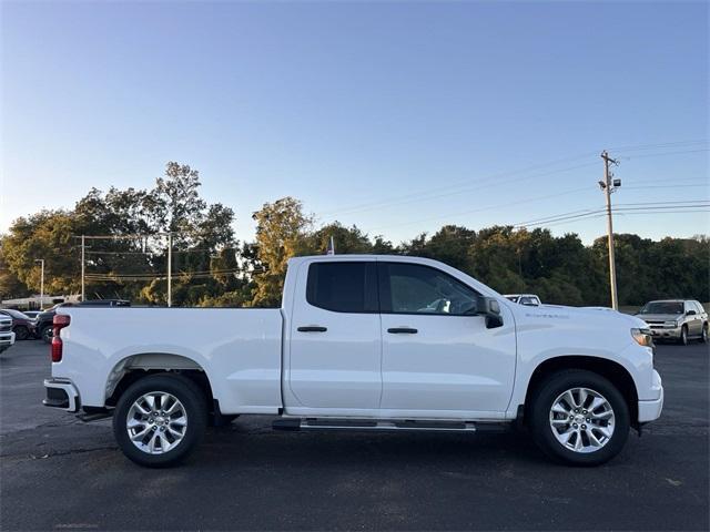 new 2024 Chevrolet Silverado 1500 car, priced at $36,495