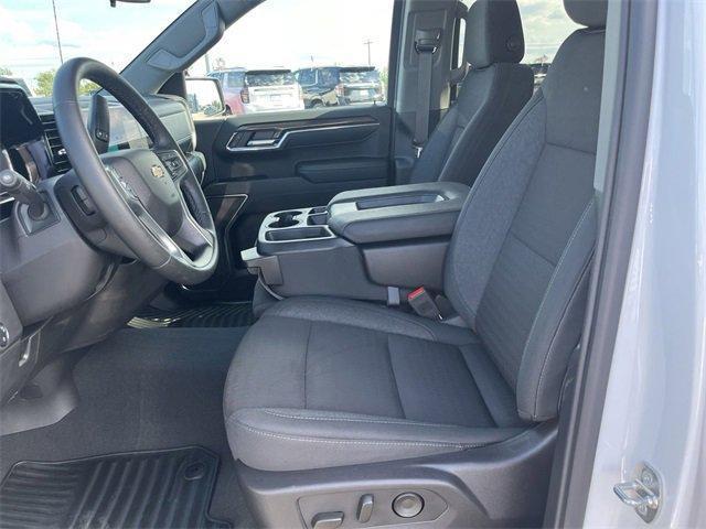 used 2024 Chevrolet Silverado 1500 car, priced at $39,990