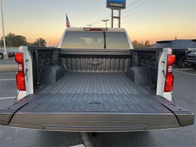 new 2024 Chevrolet Silverado 1500 car, priced at $50,995