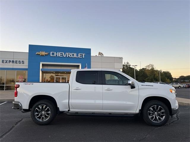 new 2024 Chevrolet Silverado 1500 car, priced at $50,995