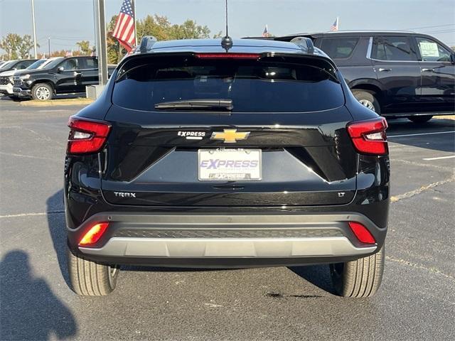 new 2025 Chevrolet Trax car, priced at $24,985