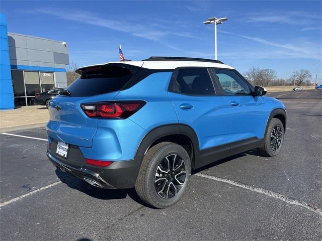 new 2025 Chevrolet TrailBlazer car, priced at $28,020