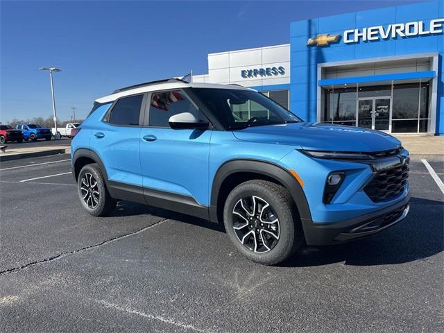 new 2025 Chevrolet TrailBlazer car, priced at $28,020