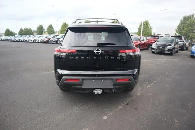 new 2024 Nissan Pathfinder car, priced at $39,795