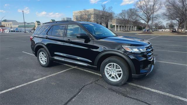 new 2025 Ford Explorer car, priced at $39,495