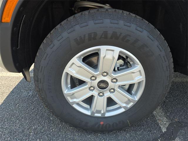 new 2025 Ford Ranger car, priced at $36,588