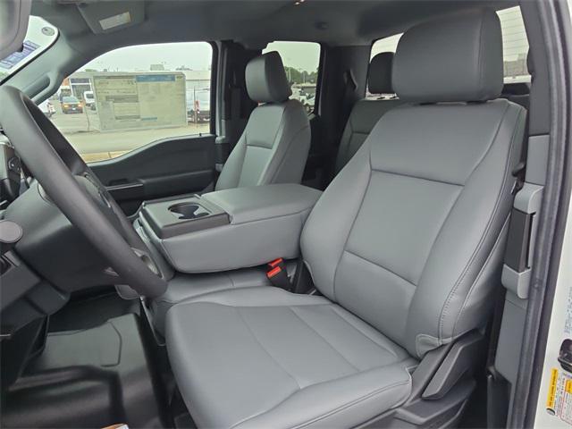new 2025 Ford F-150 car, priced at $44,047