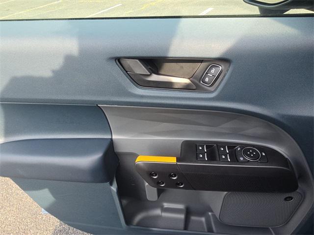 new 2025 Ford Maverick car, priced at $39,888