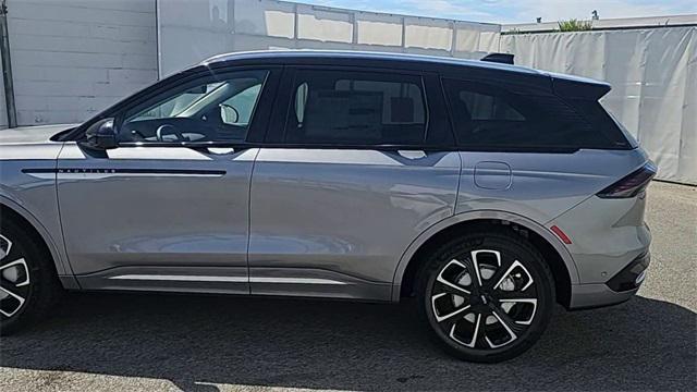 new 2024 Lincoln Nautilus car, priced at $55,095