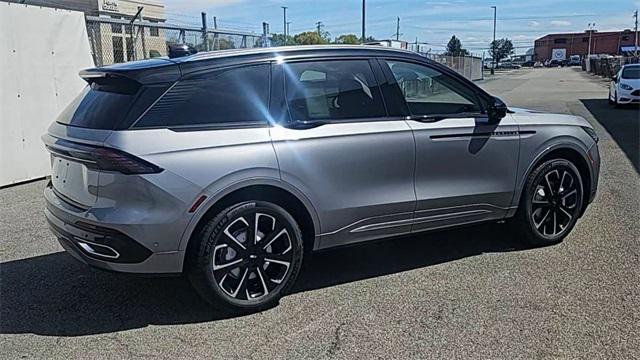 new 2024 Lincoln Nautilus car, priced at $55,095