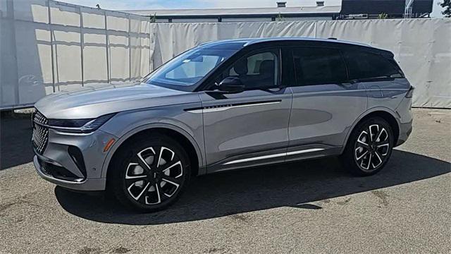 new 2024 Lincoln Nautilus car, priced at $55,095