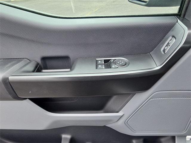 new 2025 Ford F-150 car, priced at $35,738