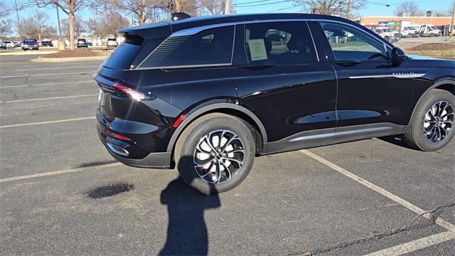 new 2025 Lincoln Nautilus car, priced at $52,095