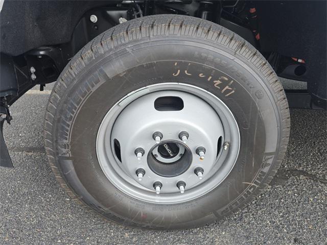 new 2025 Ford F-350 car, priced at $84,888