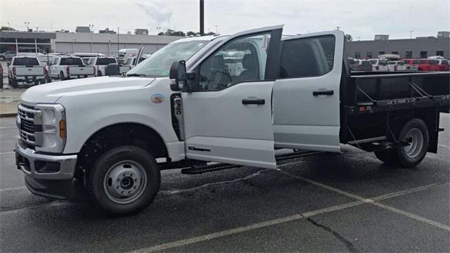 new 2025 Ford F-350 car, priced at $84,888